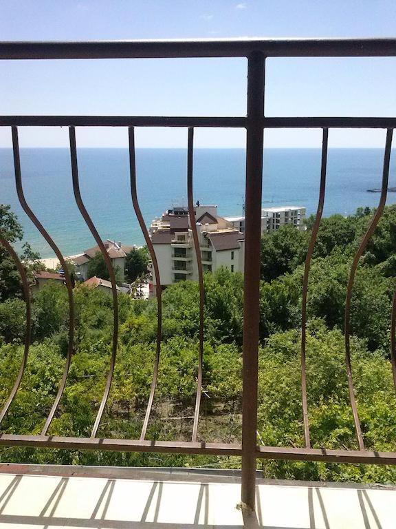 Family Rai-only Adults 3* Golden Sands